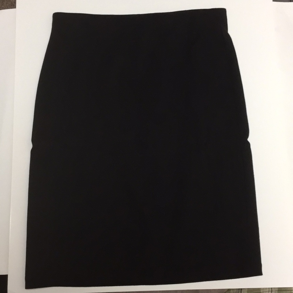 Black pencil skirt